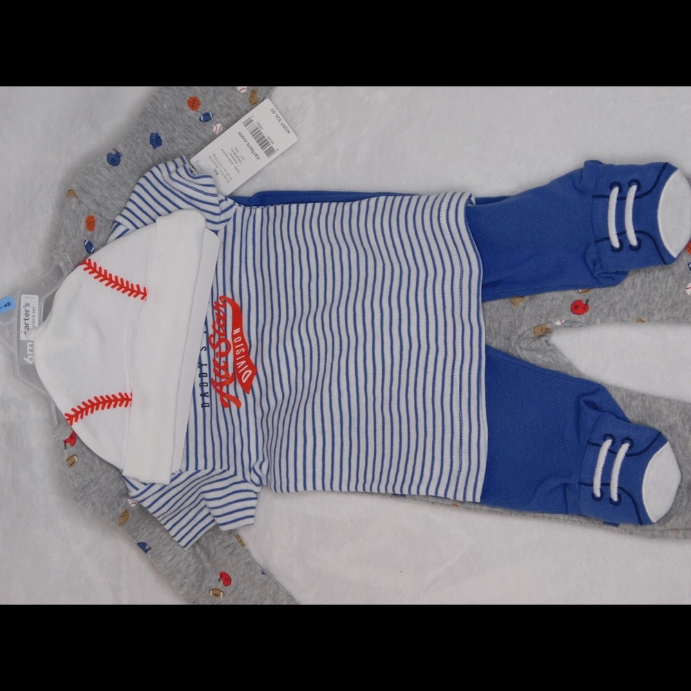 Carters Set